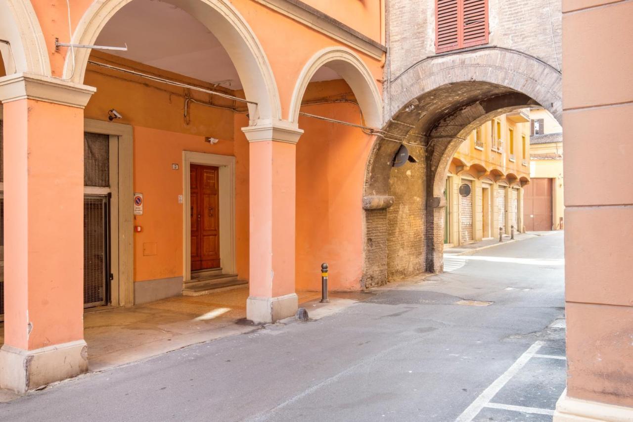 Torresotto Di Porta Govese Apartment Болоня Екстериор снимка